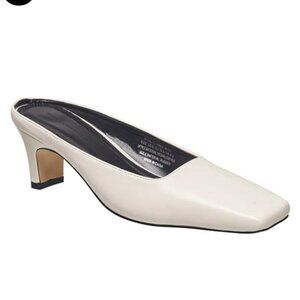 French Connection Aimee Closed Toed Mules, Size 7, White